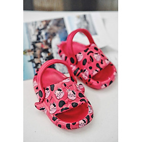 Dép nhựa trẻ em