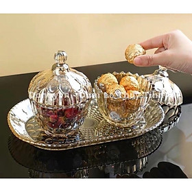 Mua Âu mứt Tết hoạ tiết chấm tròn