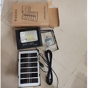 Mua Đèn năng lượng mặt trời pha LED 200W 100w 60w 45w siêu sáng LOẠI TỐT chống nước mưa có điều khiển