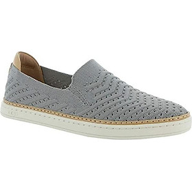 UGG Women's Fashion Sneaker