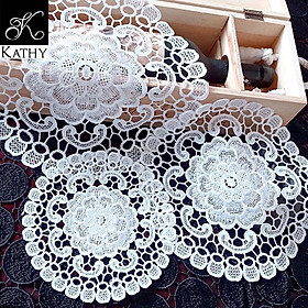  Khăn lót bàn ăn ren trắng 30cm 7176 FLOWER LACE