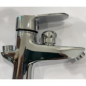 Sen, Vòi liền chậu lavabo, Nóng lạnh, Thân bằng hợp kim đồng, tròn, Cao 20cm. Đẹp sang trọng, Phù hợp với các loại chậu rửa trong nhà tăm hoặc nơi công cộng. SLCĐ01
