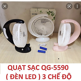 Mua Quạt Tích Điện Để Bàn Có Đèn Led QG-5590 - Giao màu ngẫu nhiên