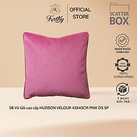 SCATTER BOX Vỏ Gối Cao Cấp nhập khẩu Ireland Anh Quốc HUDSON VELOUR màu PINK kích thước 43X43CM phong cách hiện đại