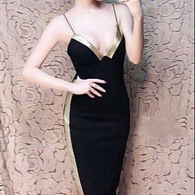 Đầm 2 dây hở ngực viền vàng sexy