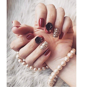 Combo Cắt da + Ốp + Sơn Gel tại NyNa Nails