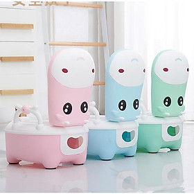 Top 3 bô nhựa tập bé đi vệ sinh tiện dụng cho các mẹ tham khảo