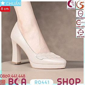 Giày cao gót nữ màu kem 8p RO441 ROSATA tại BCASHOP bít mũi, nhấp dây trái tim đồng màu thân giày dễ thương, thời trang