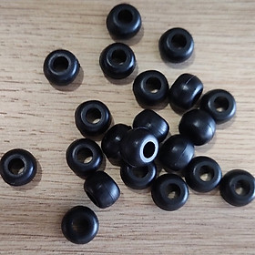 Hình ảnh Nút chặn nhựa tròn, đen (khoảng 2.500cái/kg)