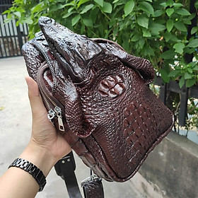 Túi đeo ngực da cá sấu có đầu - ĐẸP Đẳng Cấp