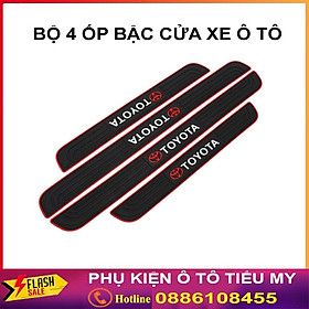 Bộ 4 Miếng Nẹp Bước Chân Bằng Cao Su logo TOYOTA Chống Trơn Trượt - Dán Chống Trầy Xước Cửa Ô Tô