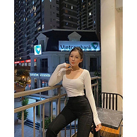 Áo cổ U tay dài xinh