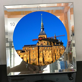 Mua Đồng hồ thủy tinh vuông 20x20 in hình tu viện Mont Saint-Michel (46) . Đồng hồ thủy tinh để bàn trang trí đẹp chủ đề tôn giáo