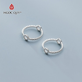 Hình ảnh Charm bạc trắng tròn xoắn lồng hạt xỏ ngang - Ngọc Quý Gemstones