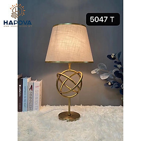 Đèn bàn cao cấp HAPOVA EILA 5047