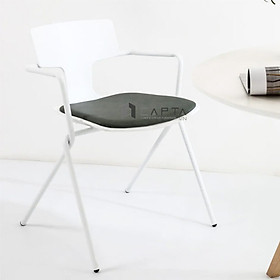 Mua Ghế cafe thân nhựa màu trắng có nệm ngồi màu xám CC1558-F1 Ghế tiếp khách thân nhựa PP màu trắng nệm vải bố màu xám có tay tựa khung sắt sơn tĩnh điện