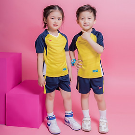Bộ đồ thể thao cầu lông cho bé nam thương hiệu Beyono được sản xuất 100% tại Việt Nam, chất liệu thoáng mát kết hợp giữa thời trang và thể thao, chất liệu co dãn tốt, chống nhăn tuyệt đối