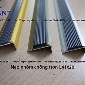 Nẹp nhôm chữ L, nẹp nhôm L41x20 chống trơn có ron cao su, nẹp chống trơn trượt bậc thang nhôm dễ thi công