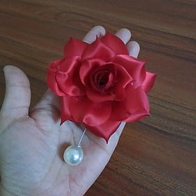Hoa cài áo bông hoa hồng handmade màu đỏ chất liệu mềm mịn