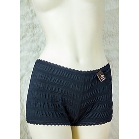 Quần lót nữ kiểu boyshort mặc váy