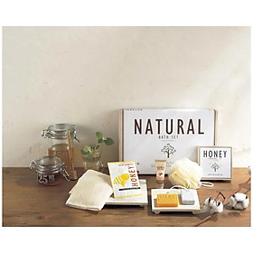 Set quà tặng 5 món đồ dùng nhà tắm Natural - Hàng Nội Địa Nhật Bản