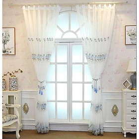 Mua Màn Cửa Hình Hoa (1m*2.5m). Màn cửa màu nhẹ nhàn  cho không gian thêm thoáng.