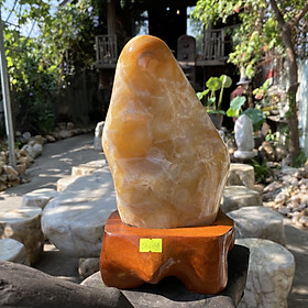 Trụ đá thạch anh bông vàng tượng trưng của trí tuệ và sự thông thái- 3.17kg (KT: 24x13 (cm) - TAV159