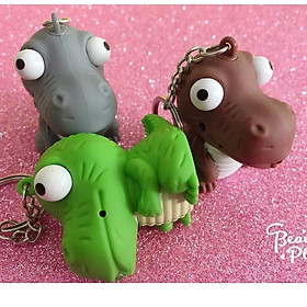 Mua Móc khóa hình con heo phát sáng đèn Led có nhạc có đèn-Móc khóa hình heo phát sáng độc đáo dễ thương