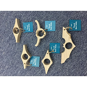 Kẹp sách xỏ ngón gỗ tự nhiên COMBO B (5 chiếc) - hình biểu tượng batman, đầu trâu, chỉ dấu, giọt nước, la bàn (thumb book holder - batman icon, buffalo head, water drop and compass shape)