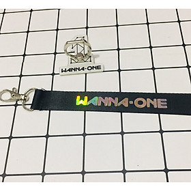 COMBO IRING VÀ NAMETAG WANNA ONE