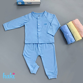 Bộ quần áo dài tay cài giữa tay raglan cho bé Haki BB010