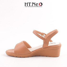 Sandal nữ đế xuồng 5P, quai da, kiểu dáng đơn giản, trẻ trung, dễ đi, phù hợp cho các chị, các cô đi để chụp áo dài, đi hàng ngày cũng vẫn vô cùng phù hợp và thoải mái SDN229