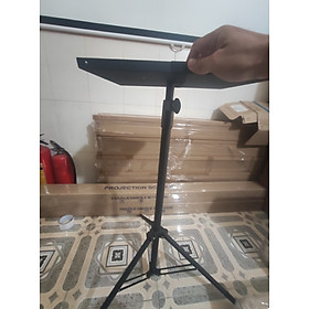 Mua KỆ ĐỂ MÁY CHIẾU 3 CHÂN ĐA NĂNG DI ĐỘNG