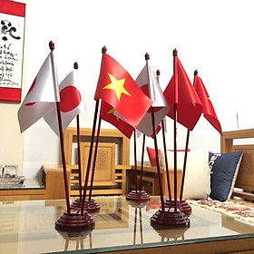 Cờ để bàn Việt nhật