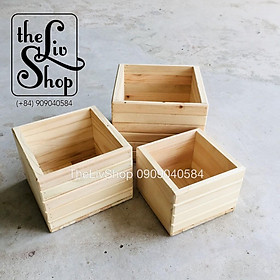 Mua chậu gỗ thông vuông 3 sizes