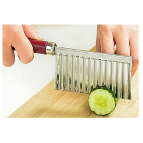 Dao thái khoai tây kiểu lượn sóng