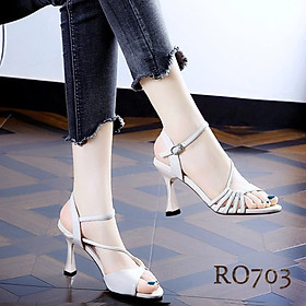 Sandal nữ quai sau, gót nhọn ROSATA RO703 -6p- Đen, Trắng - BKSTORE