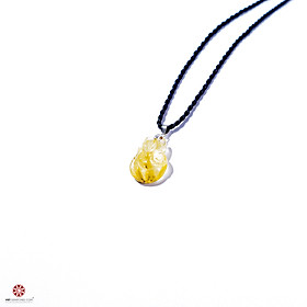 Mặt dây chuyền Hồ Ly Thạch Anh Tóc Vàng dáng tròn ôm hoa mẫu đơn - Hợp mệnh Thổ, Kim giúp trợ duyên, cải vận | VietGemstones 