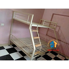 Giường sắt hai tầng hộp cầu thang bằng gỗ màu kem giá cực rẻ Đại Thành trên 1m2 dưới 1m4