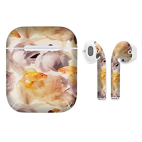 Mua Miếng dán skin chống bẩn cho tai nghe AirPods in hình cá vàng - bet005 (bản không dây 1 và 2)