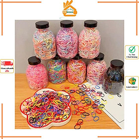 Lọ 1000 Dây Chun Cột Tóc Dùng Cho Các Bé, Nhiều Màu Dễ Thương Không Gây Đau Cho Bé- Giao Ngẫu Nhiên