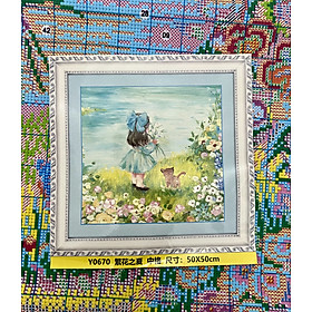 Mua Tranh thêu kín Bé gái Y6070  kích thước 50* 50 cm