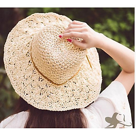 Mũ cói móc đi biển tạo kiểu thời trang