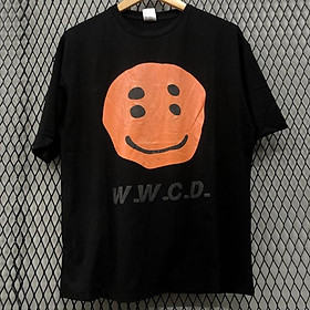 Áo phông mặt cười W.W.C.D