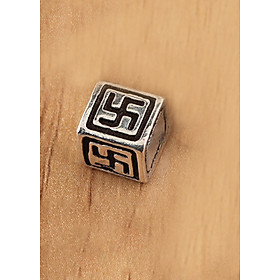 Charm bạc hình vuông xỏ ngang - Ngọc Quý Gemstones