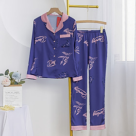 Bộ đồ mặc nhà mặc ngủ mùa thu đông chất liệu lụa cao cấp kiểu dáng pijama tay dài quần dài có túi 2 bên họa tiết darling phối hồng nền tím đậm sang trọng thanh lịch H282