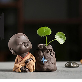 Tượng Chú Tiểu Bên Túi