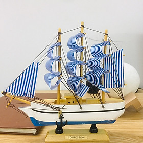 Mô hình thuyền gỗ trang trí thuận buồm xuôi gió sọc xanh