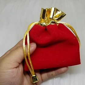 Túi nhung đỏ viền vàng may mắn rút dây kích thước 8cm×10cm