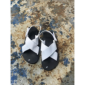 Dép sandal nữ ( đế đen quai hậu trắng ) size có từ 34 nữ đến 42 nữ đế và quai có đủ màu ib chọn thêm